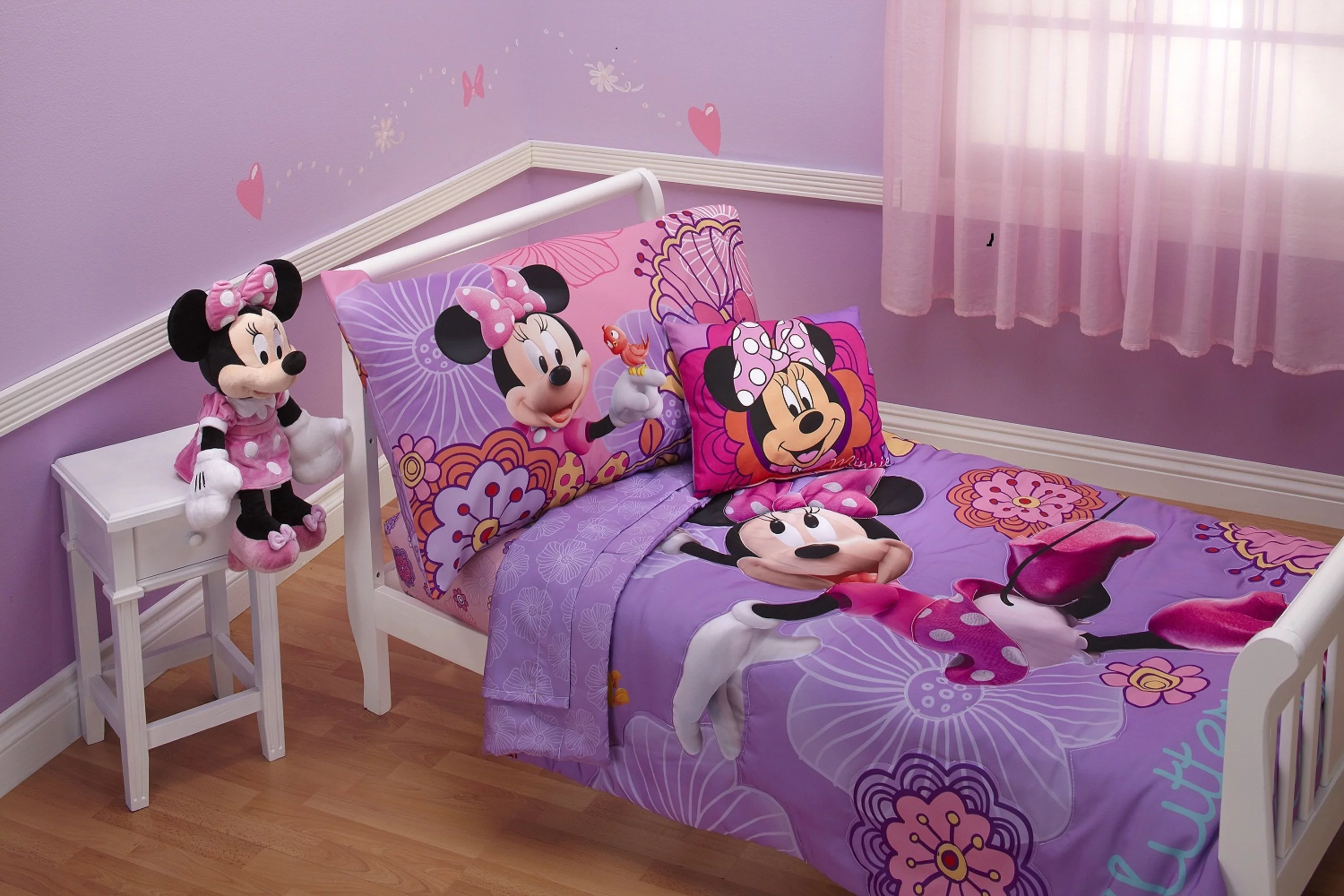 Disney Minnie Mouse Fluttery Friends 4-Pieces Toddler Bedding Set, Preschool Girl