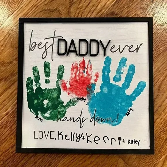 Personalized Best Dad Ever Hands Down Sign, Custom DIY Handprint Wooden Plaque With Kids Name Birthday Father's Day Gift for Dad Daddy Papa Grandpa from Son Daughter